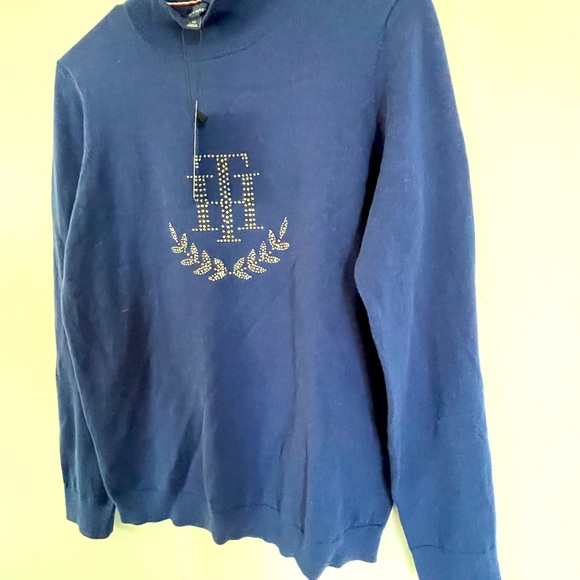 Top - Picture 2 of 4